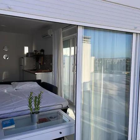 Atico Estudio En El Centro Apartman